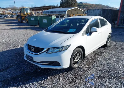 2013 Honda Civic Lx z USA, uszkodzony, nr VIN 2HGFB2F55DH573983